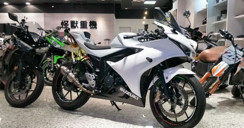 改装车库:yamaha cygnus x 125 by 唭哩岸叶宇豪