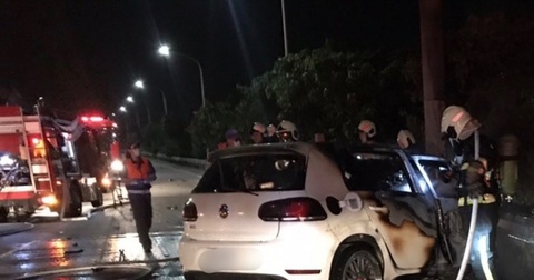 桃園小客車深夜車禍起火燃燒 釀3死悲劇