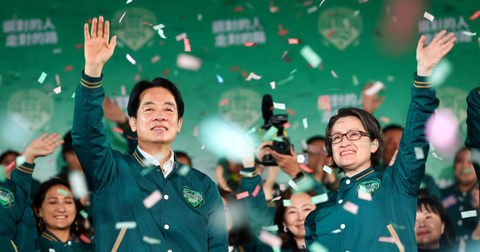 《海兒專欄》賴清德退出新潮流藍白喊燒 《海兒專欄》賴清德退出新潮流藍白喊燒