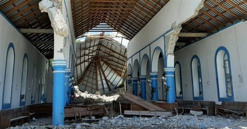 海地強震摧毀教堂 台灣建築公司員工幫助救人